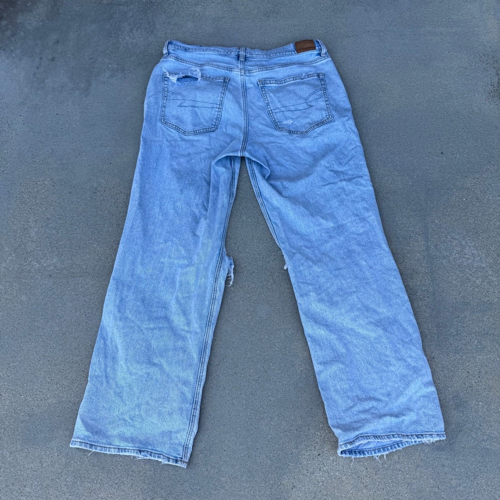 American Eagle Stovepipe Distressed Straight Leg Jeans Light Wash Size 14 - Picture 8 of 12